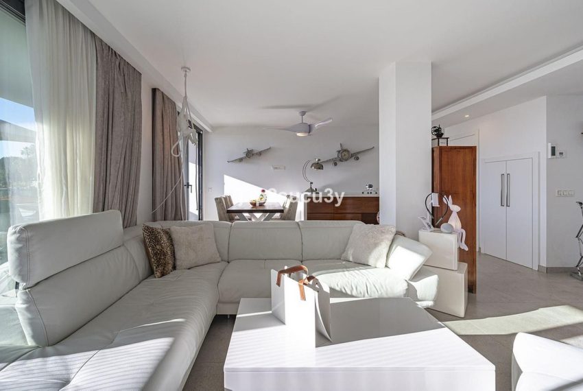 R4838695-Apartment-For-Sale-San-Pedro-de-Alcantara-Penthouse-Duplex-2-Beds-120-Built-10