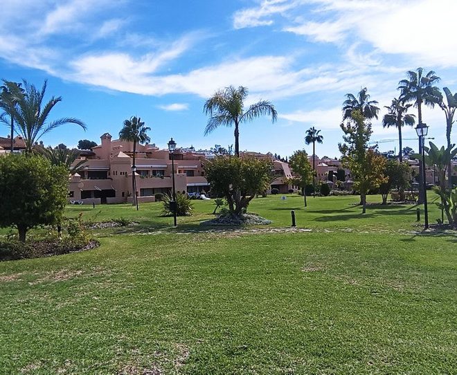 R4864345-Image 1-Penthouse Duplex - 3 Beds - 186 Built