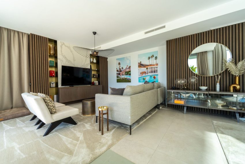 R4868431-Villa-For-Sale-Marbella-Detached-4-Beds-268-Built-9