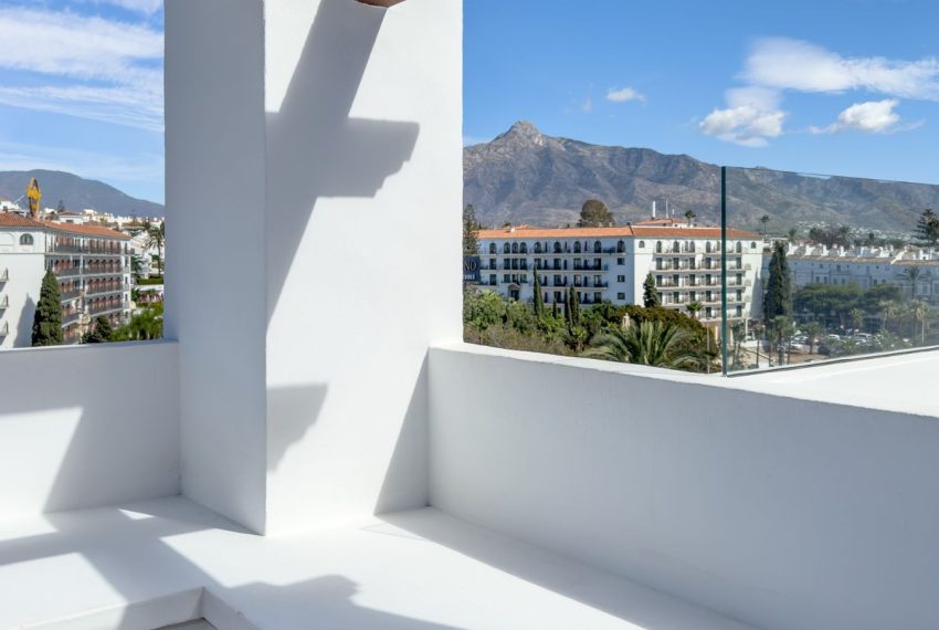 R4868668-Apartment-For-Sale-Puerto-Banus-Penthouse-2-Beds-120-Built-1