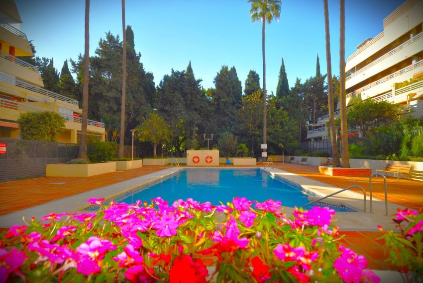 R4868983-Apartment-For-Sale-Marbella-Middle-Floor-2-Beds-96-Built-1