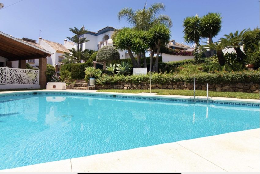 R4881079-Villa-For-Sale-Marbella-Detached-5-Beds-306-Built-12