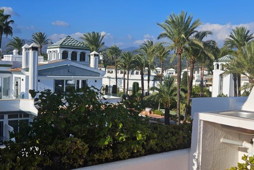 R4888480-Apartment-For-Sale-Estepona-Penthouse-3-Beds-143-Built-2