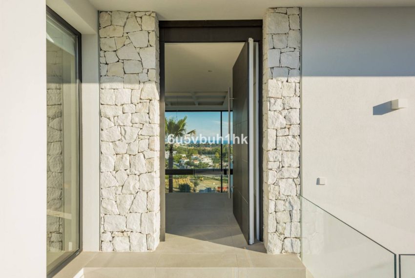 R4889098-Villa-For-Sale-Benahavis-Detached-5-Beds-685-Built-2