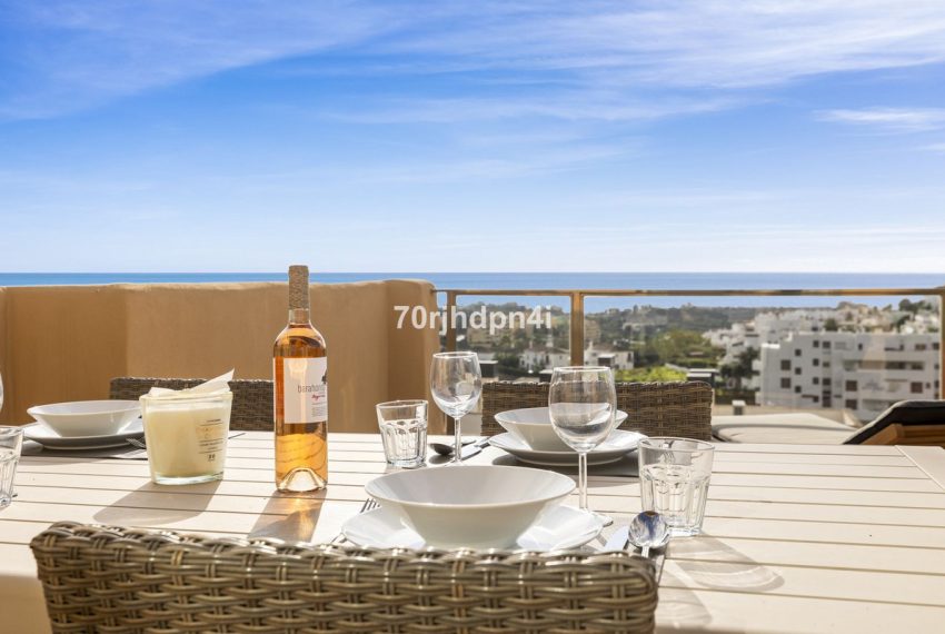 R4899019-Apartment-For-Sale-Estepona-Penthouse-3-Beds-115-Built-1