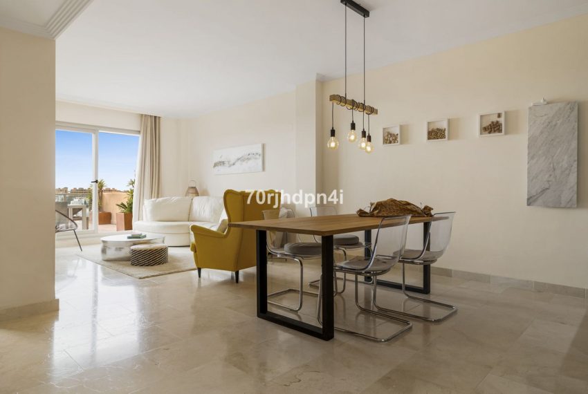 R4899019-Apartment-For-Sale-Estepona-Penthouse-3-Beds-115-Built-5