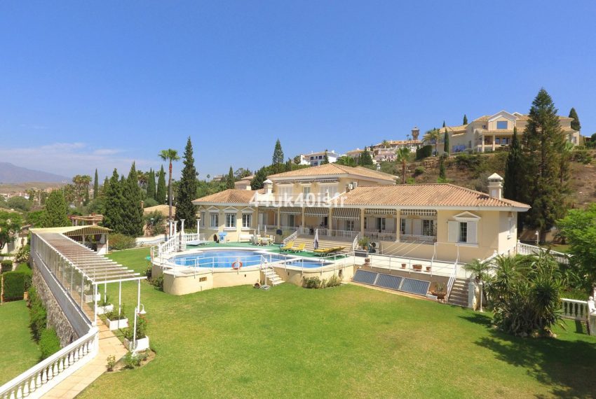 R4903390-Villa-For-Sale-Mijas-Golf-Detached-8-Beds-1064-Built-1