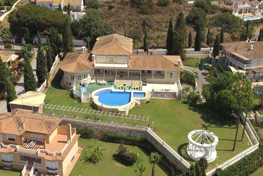 R4903390-Villa-For-Sale-Mijas-Golf-Detached-8-Beds-1064-Built-8