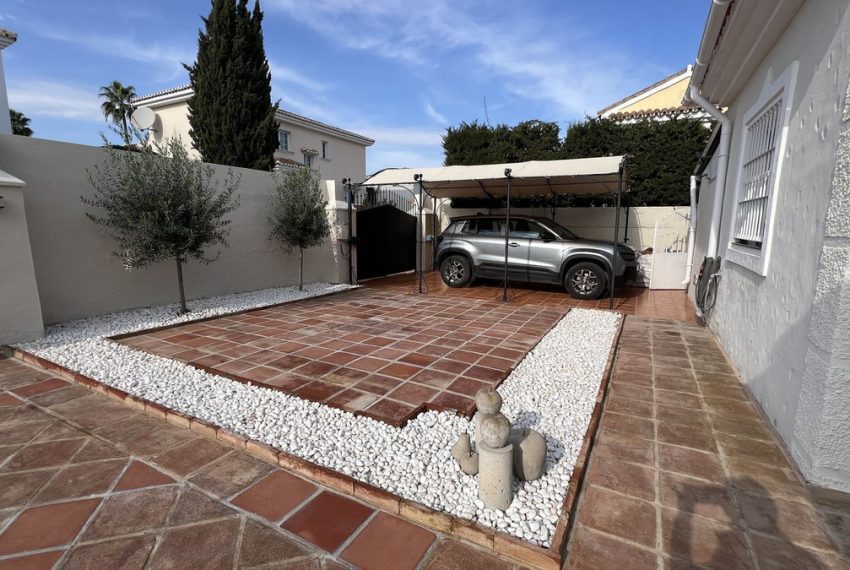 R4907374-Villa-For-Sale-Coin-Detached-3-Beds-120-Built-16