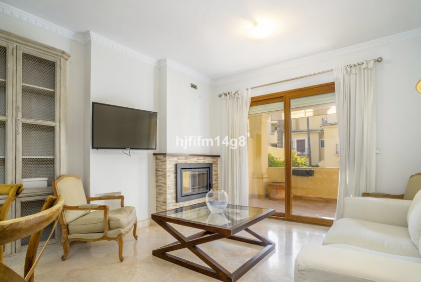 R4918381-Apartment-For-Sale-The-Golden-Mile-Ground-Floor-3-Beds-108-Built-3