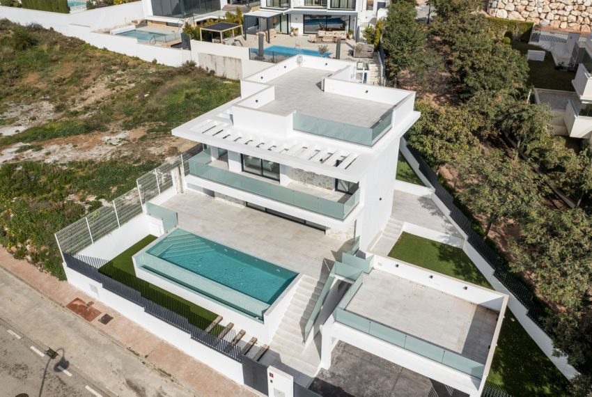 R4922095-Villa-For-Sale-La-Cala-de-Mijas-Detached-6-Beds-325-Built-1