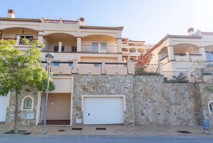 R4929946-Villa-For-Sale-Mijas-Golf-Semi-Detached-3-Beds-318-Built-1