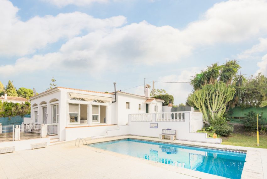 R4930834-Villa-For-Sale-El-Padron-Detached-3-Beds-262-Built