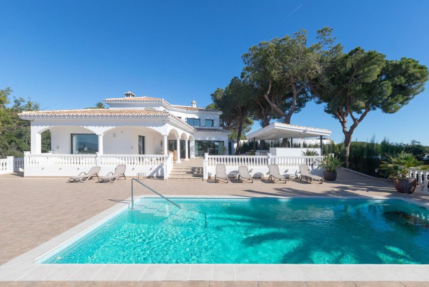 R4930954-Villa-For-Sale-Elviria-Detached-3-Beds-384-Built