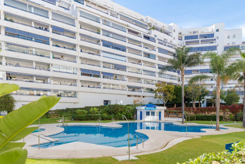 R4933900-Apartment-For-Sale-Marbella-Middle-Floor-2-Beds-103-Built