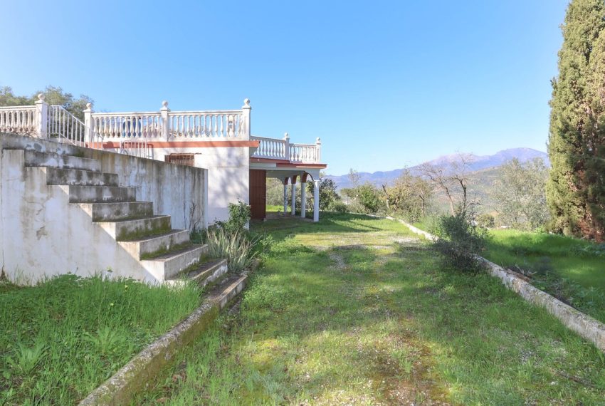 R4937899-Villa-For-Sale-Guaro-Finca-2-Beds-72-Built-18