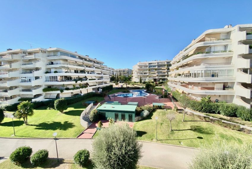 R4942162-Apartment-For-Sale-Guadalmina-Alta-Middle-Floor-3-Beds-167-Built-1