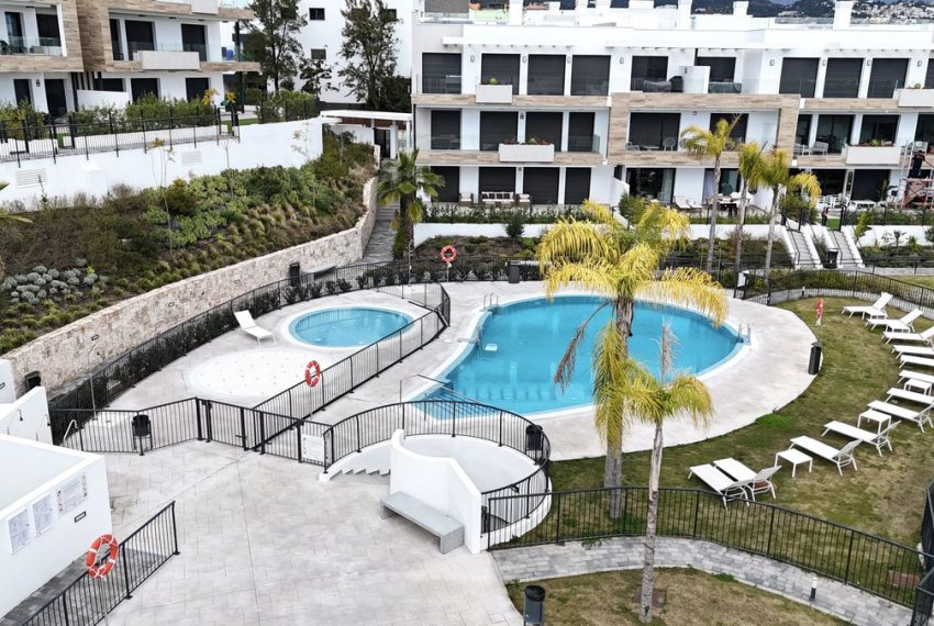 R4943317-Apartment-For-Sale-Estepona-Penthouse-3-Beds-122-Built-2