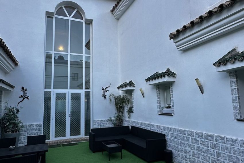 R4943926-Villa-For-Sale-Nueva-Andalucia-Detached-4-Beds-525-Built-19