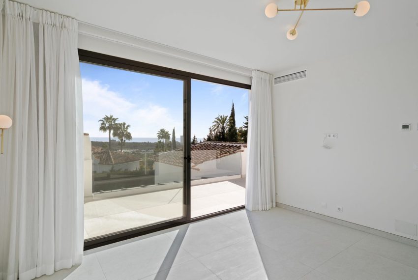 R4949239-Villa-For-Sale-Elviria-Detached-4-Beds-181-Built-15