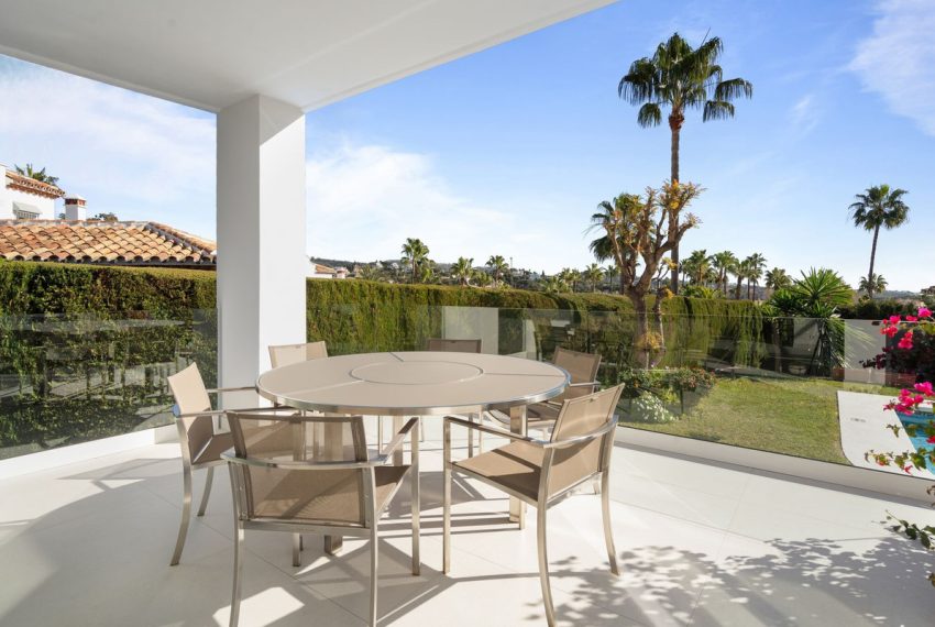 R4949239-Villa-For-Sale-Elviria-Detached-4-Beds-181-Built-2