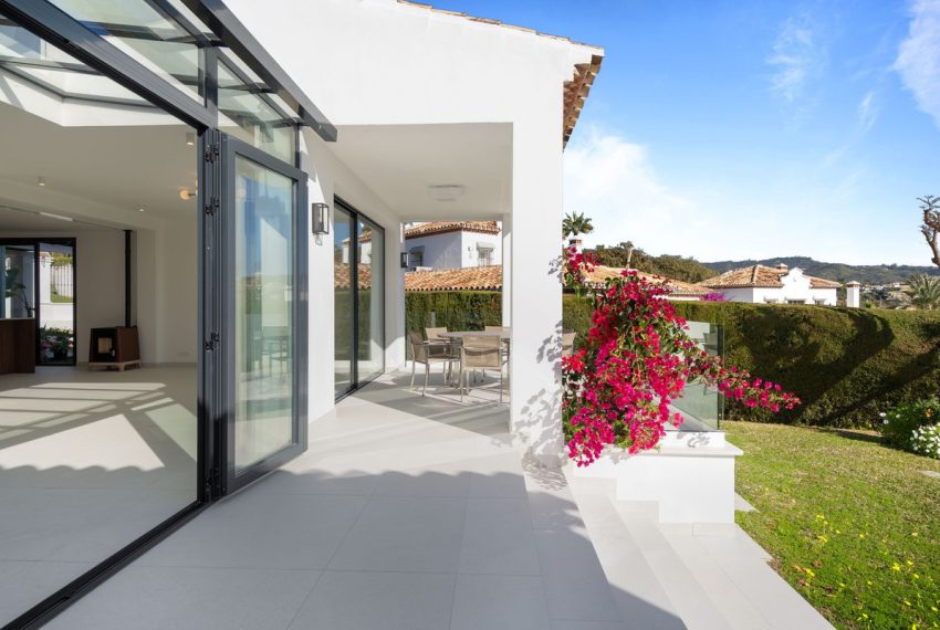 R4949239-Villa-For-Sale-Elviria-Detached-4-Beds-181-Built-3