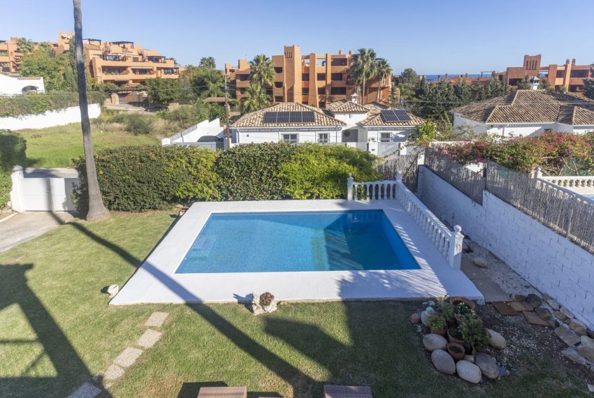 R4952131-Villa-For-Sale-Estepona-Detached-5-Beds-193-Built-13