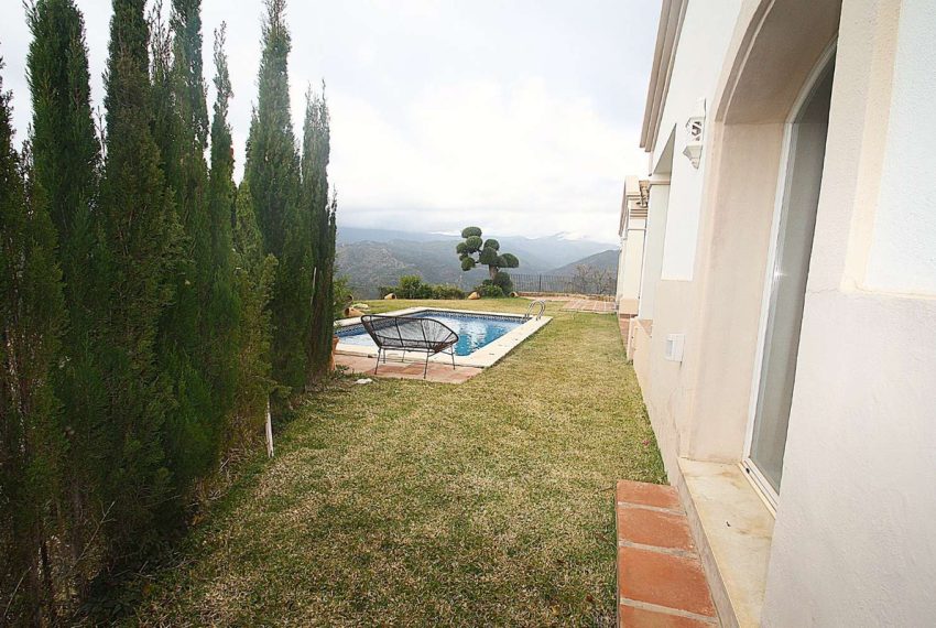 R4952461-Villa-For-Sale-Istan-Detached-4-Beds-223-Built-9