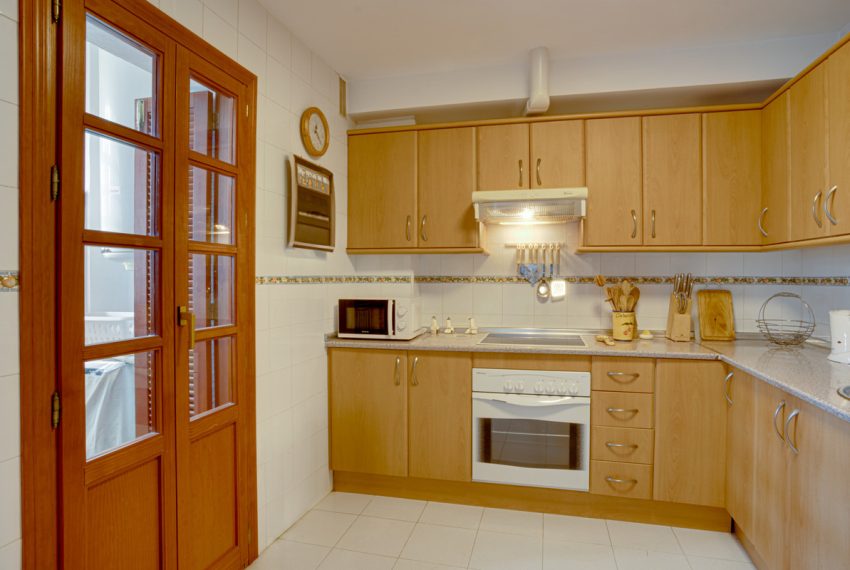 R4953865-Apartment-For-Sale-The-Golden-Mile-Penthouse-3-Beds-204-Built-10