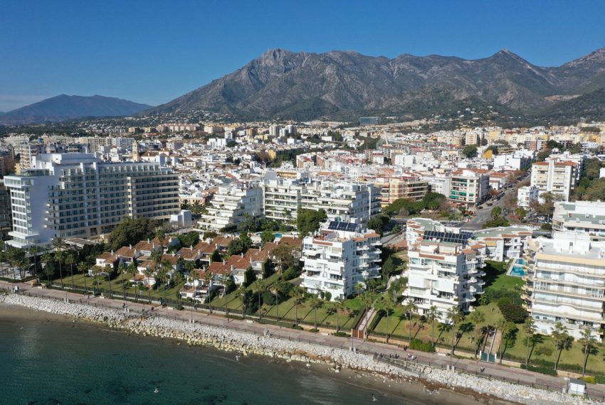 R4953961-Townhouse-For-Sale-Marbella-Terraced-4-Beds-180-Built-1