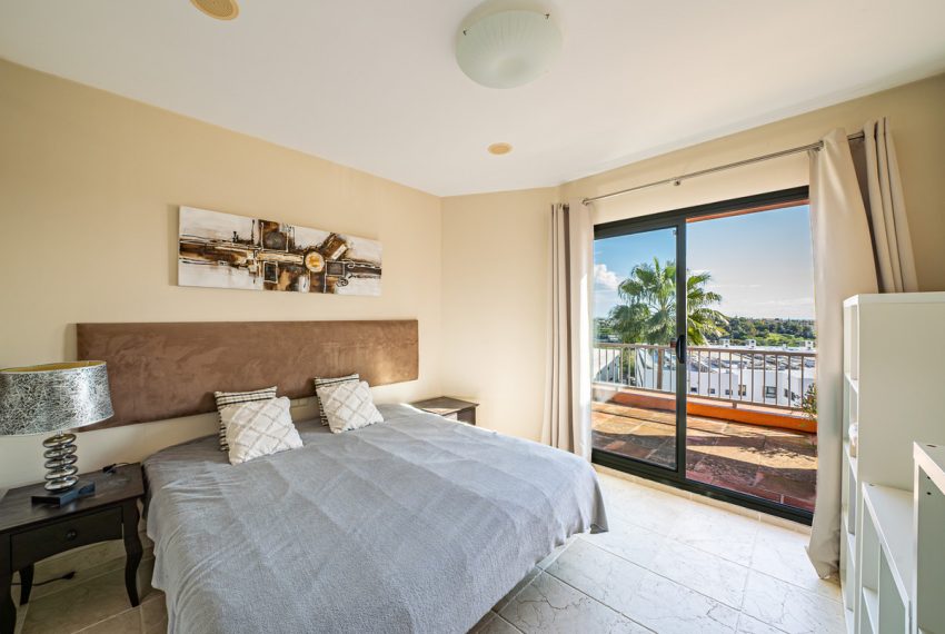 R4956064-Apartment-For-Sale-Estepona-Penthouse-3-Beds-175-Built-12