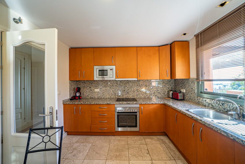 R4956064-Apartment-For-Sale-Estepona-Penthouse-3-Beds-175-Built-4