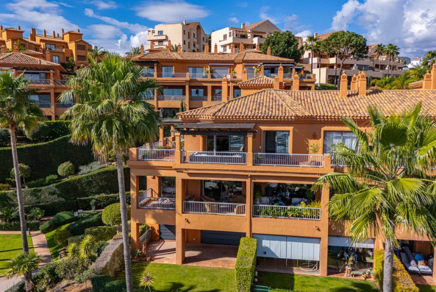 R4956064-Apartment-For-Sale-Estepona-Penthouse-3-Beds-175-Built