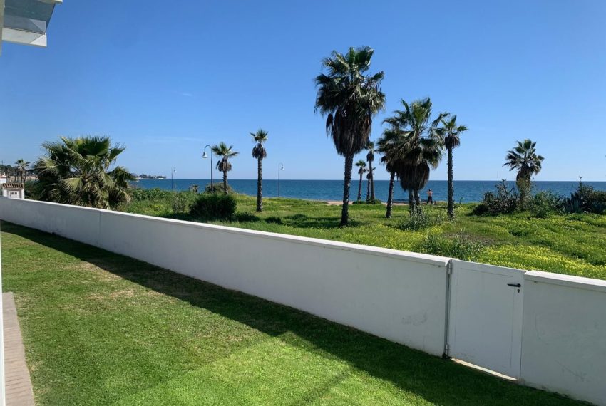 R4956505-Villa-For-Sale-Estepona-Detached-3-Beds-207-Built-1