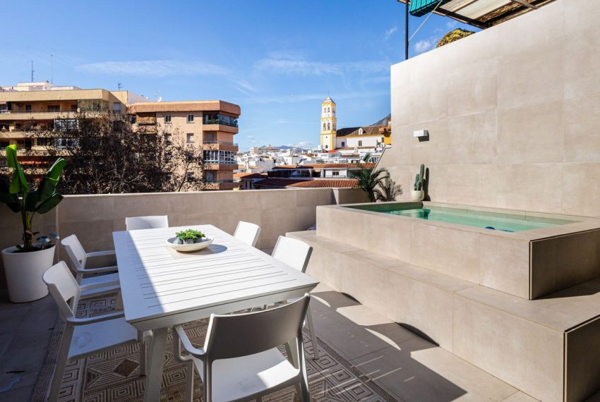 R4964227-Apartment-For-Sale-Marbella-Penthouse-Duplex-4-Beds-177-Built