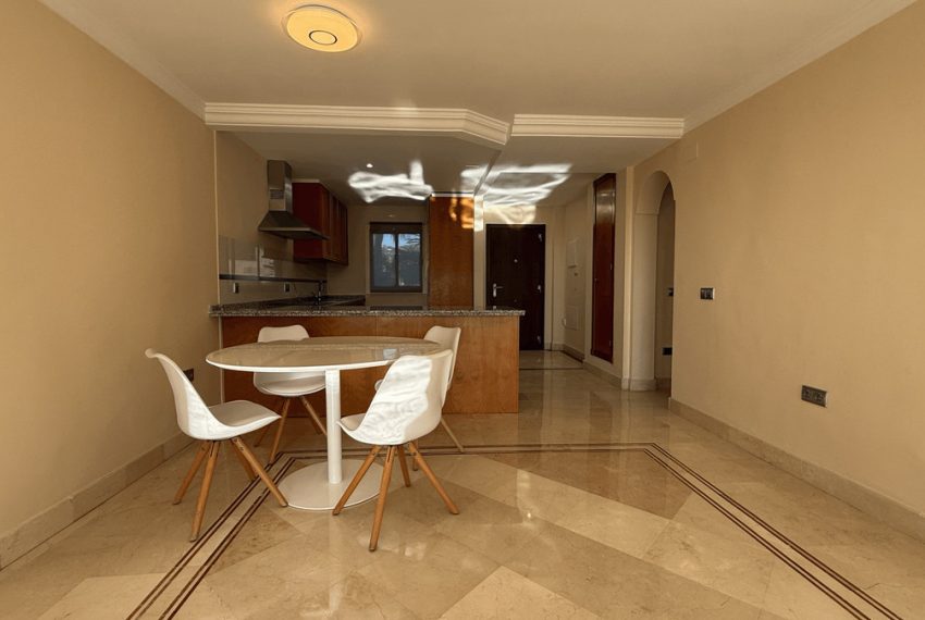 R4964437-Apartment-For-Sale-Nueva-Andalucia-Middle-Floor-2-Beds-125-Built-5