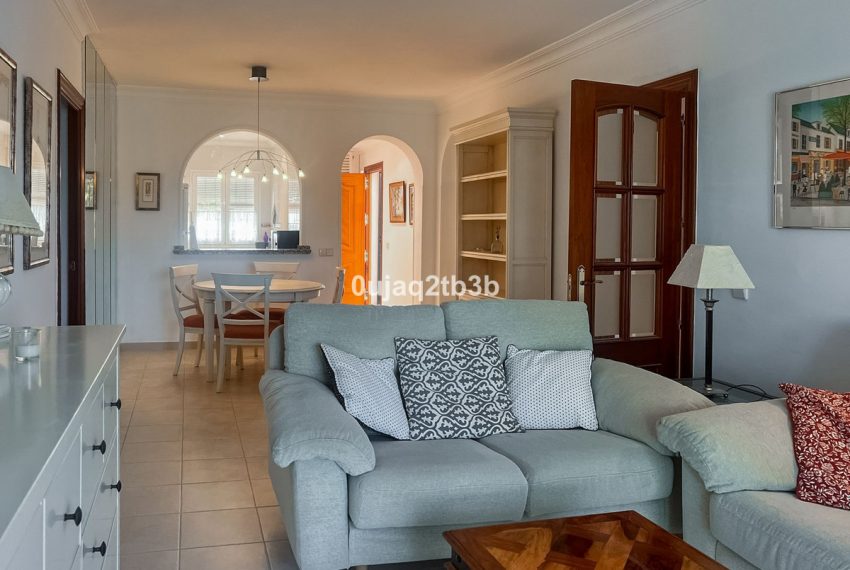 R4974682-Apartment-For-Sale-Nueva-Andalucia-Ground-Floor-3-Beds-143-Built-1