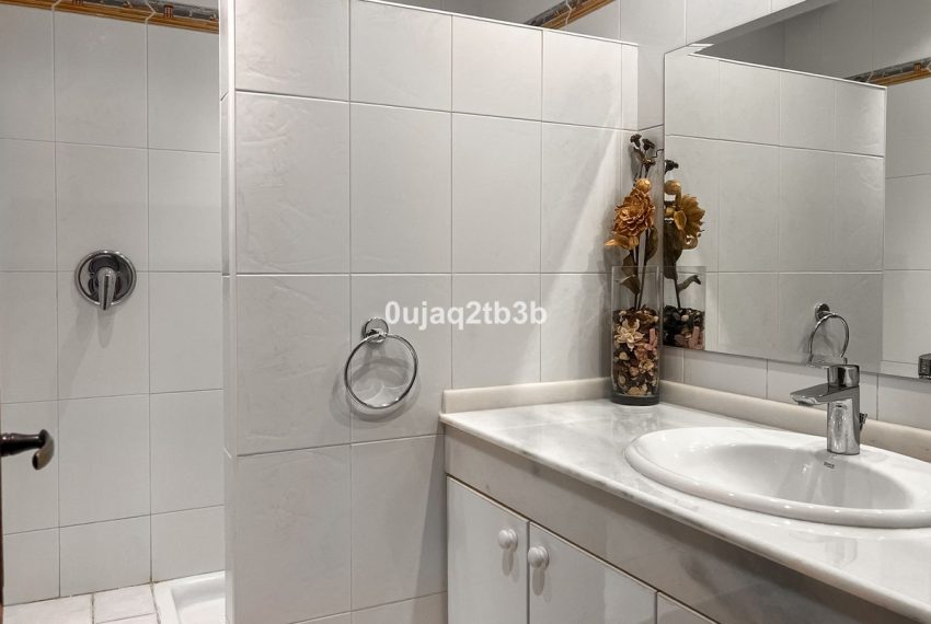 R4974682-Apartment-For-Sale-Nueva-Andalucia-Ground-Floor-3-Beds-143-Built-15